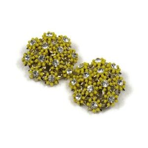 Vintage 1950s Yellow Flower Cluster Earrings with Rhinestones
